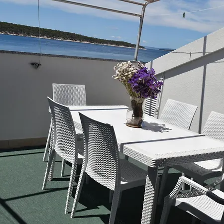 Guest house And By The Sea Barbat, Rab - 4973 Rab Town