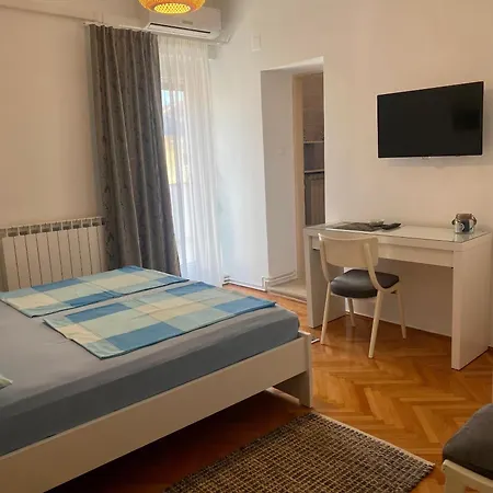And By The Sea Barbat, Rab - 4973 Guest house 3*