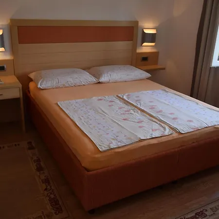 And By The Sea Barbat, Rab - 4973 Pensionat Rab Town